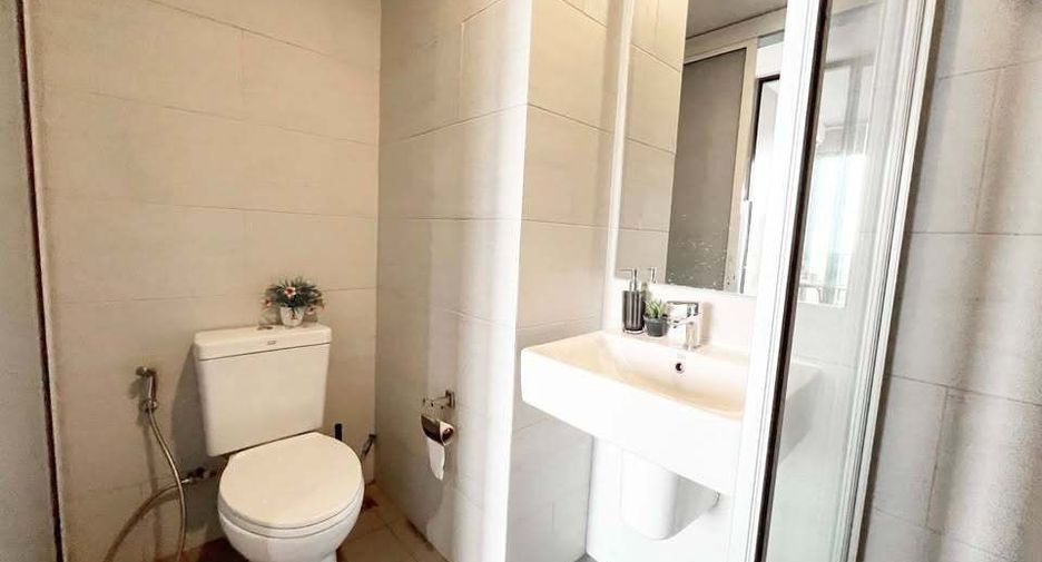 À louer 1 chambre condo à Si Racha, Chonburi