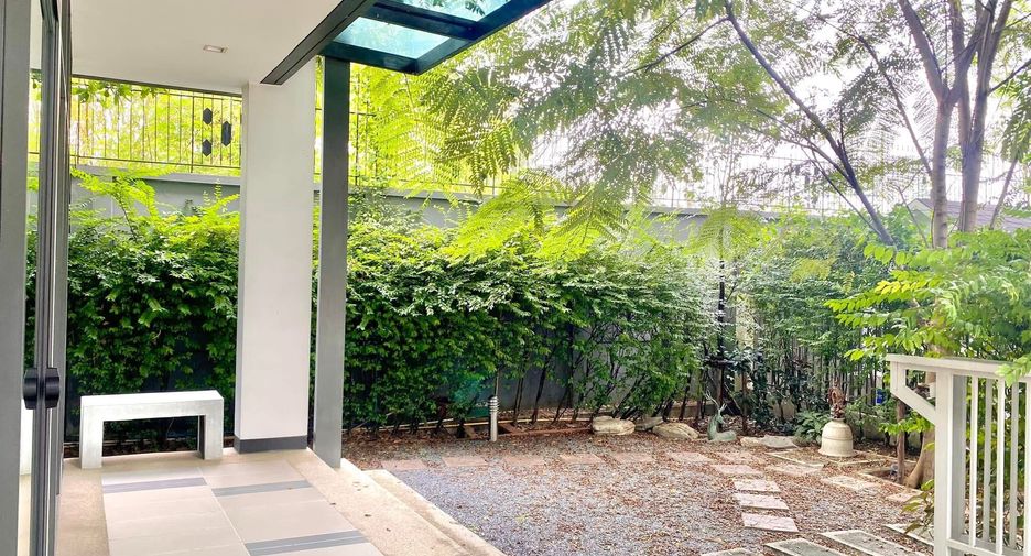 For rent 4 ベッドルーム house in Prawet, Bangkok