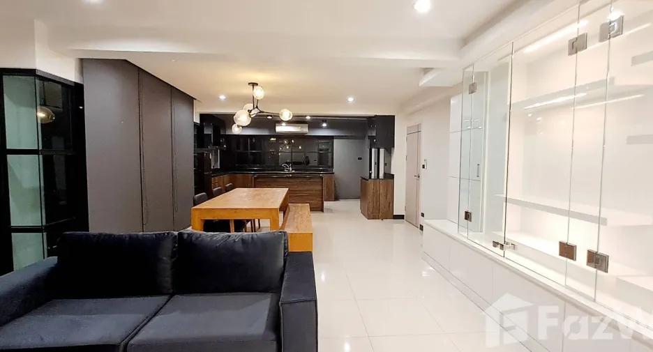 For rent 1 bed apartment in Phra Khanong, Bangkok