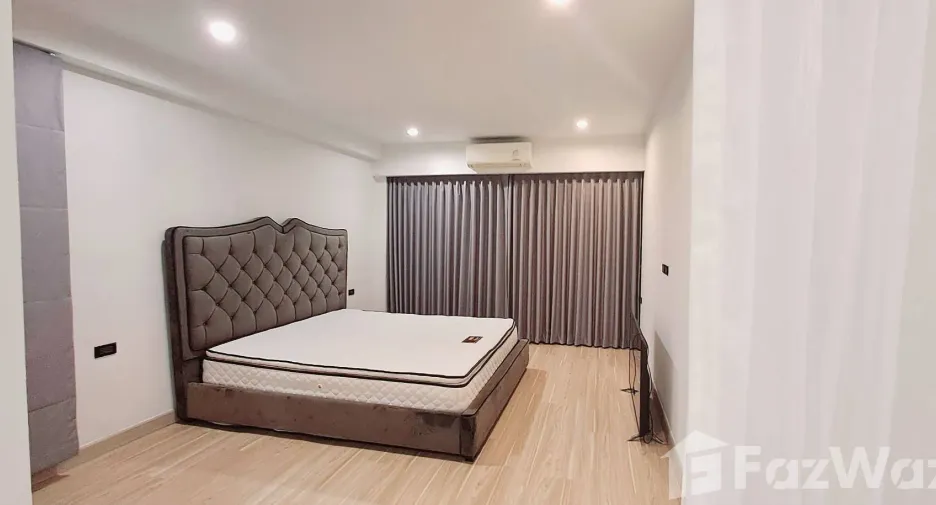 For rent 1 bed apartment in Phra Khanong, Bangkok