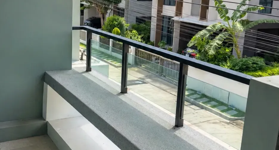 出租 4 卧室 独立屋 在 Bang Sao Thong, Samut Prakan