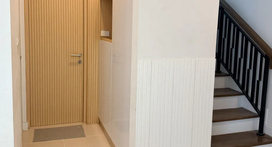 出租 4 卧室 独立屋 在 Bang Sao Thong, Samut Prakan