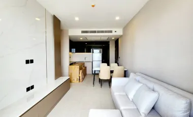 Condo en alquiler de 2 habitaciones en Pathum Wan, Bangkok