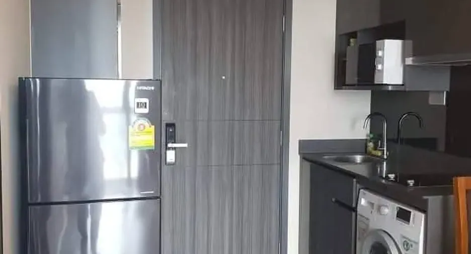 Wohnung zur Miete mit 1 Zimmer in Khlong Toei, Bangkok