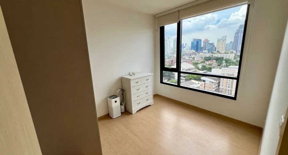 For sale and for rent 2 bedrooms condo in Watthana, Bangkok