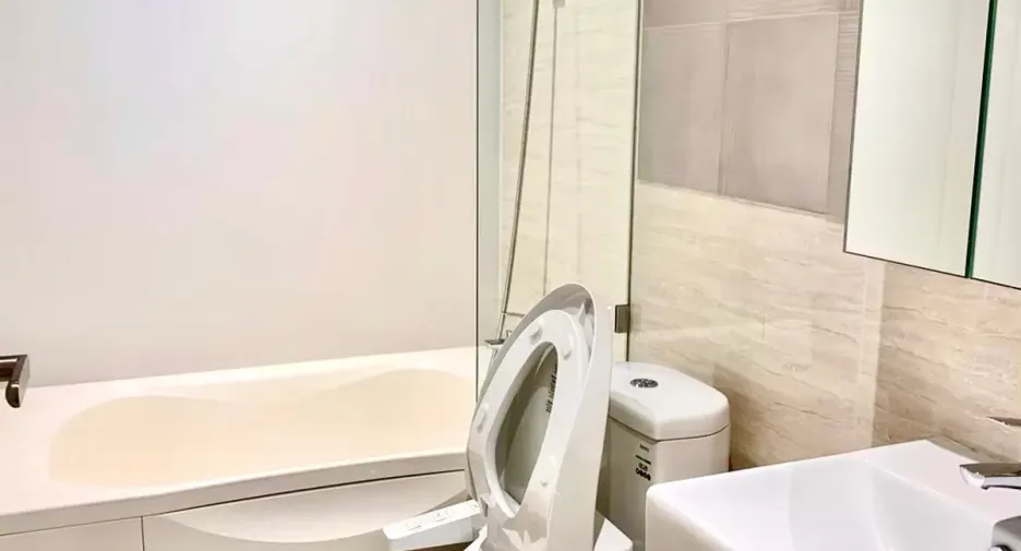 For sale 1 bed condo in Watthana, Bangkok