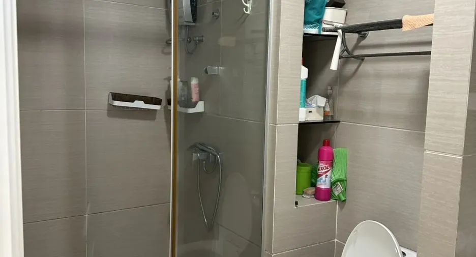 Condo en alquiler de 2 habitaciones en Huai Khwang, Bangkok