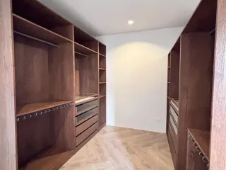 Reihenhaus zur Miete mit 3 Zimmer in Watthana, Bangkok