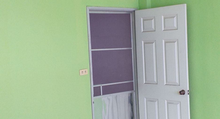For rent 2 bedrooms house in Bang Kapi, Bangkok