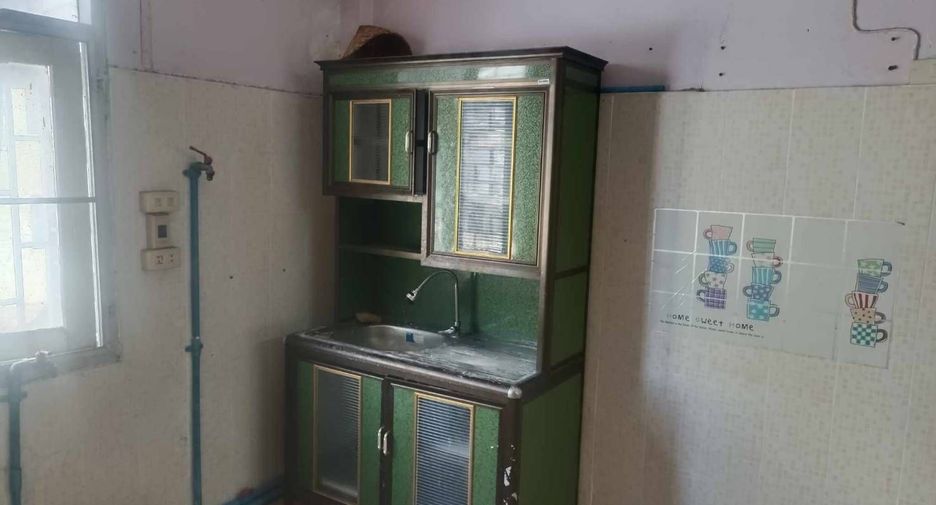 For rent 2 bedrooms house in Bang Kapi, Bangkok