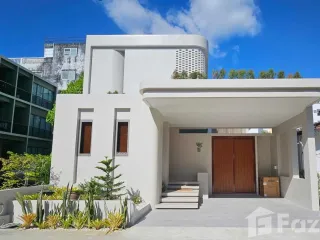 À louer 3 chambres villa à Mueang Phuket, Phuket