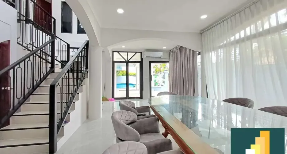 For rent and for sale 7 bedrooms house in Bang Lamung, Chonburi