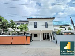 Haus zur Miete und zum Kauf mit 7 Zimmer in Bang Lamung, Chonburi