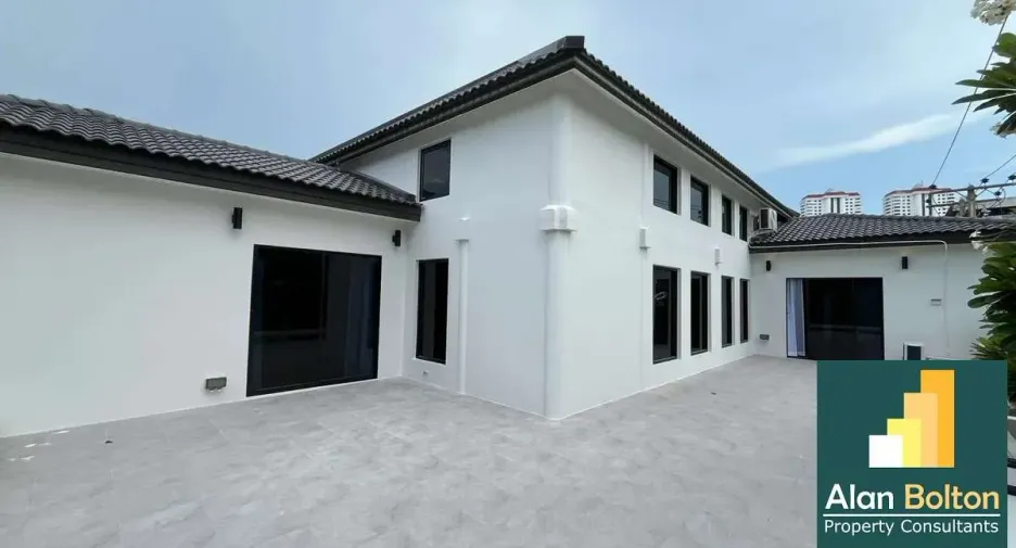 For rent and for sale 7 bedrooms house in Bang Lamung, Chonburi