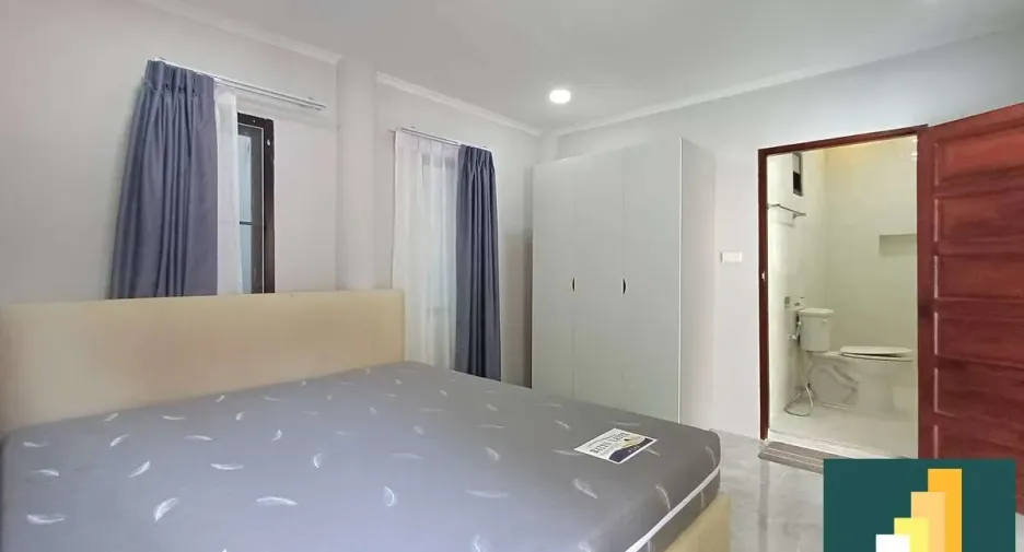 For rent and for sale 7 bedrooms house in Bang Lamung, Chonburi