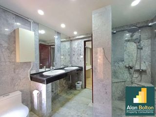 Haus zur Miete und zum Kauf mit 7 Zimmer in Bang Lamung, Chonburi