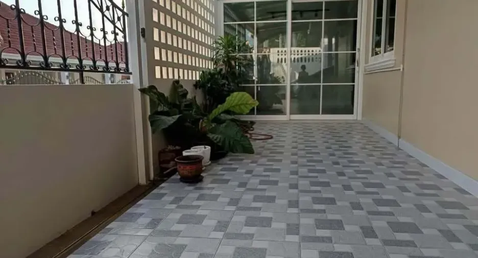 For rent 3 bedrooms house in East Pattaya, Pattaya