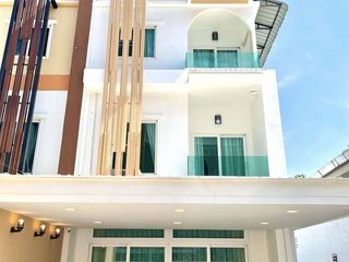 For Rent 3 Bedroom Townhouse In Mueang Chiang Mai