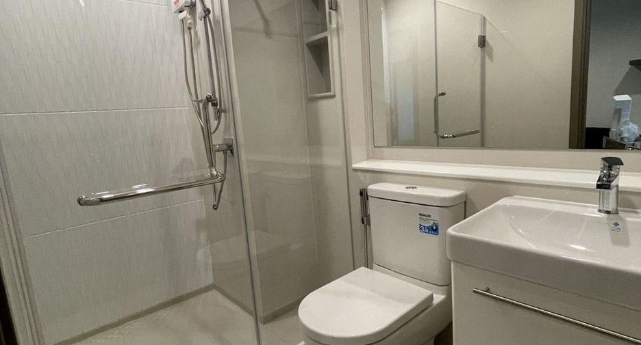 Wohnung zur Miete mit Studio in Huai Khwang, Bangkok