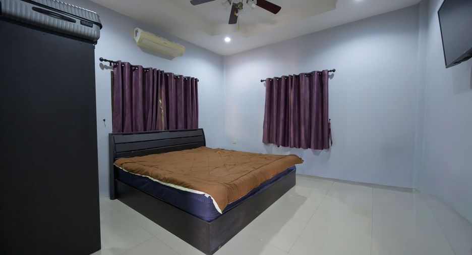 For sale 2 bedrooms house in East Pattaya, Pattaya
