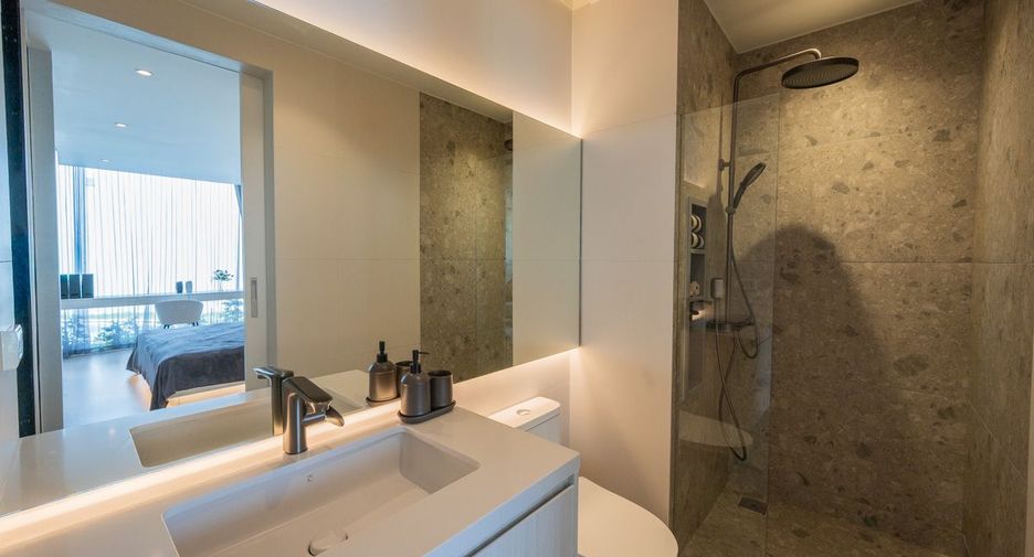 For sale 2 bedrooms condo in North Pattaya, Pattaya