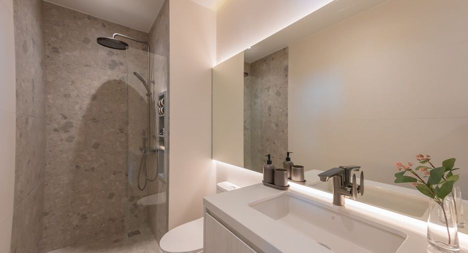 For sale 2 bedrooms condo in North Pattaya, Pattaya