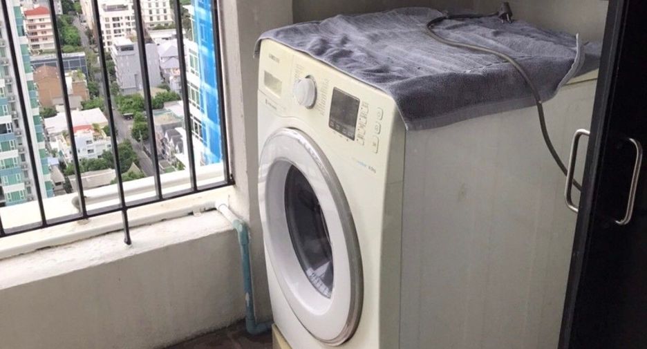 For rent 1 bed condo in Watthana, Bangkok