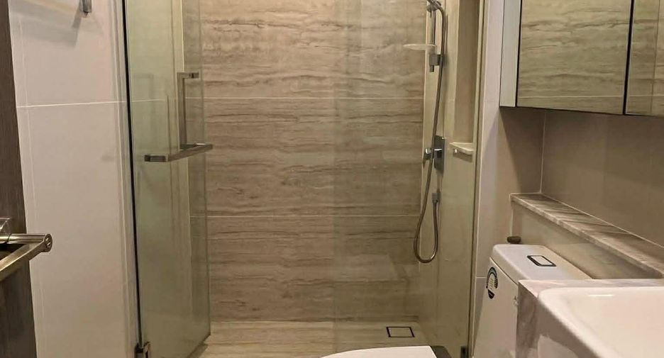 For rent 2 bedrooms condo in Mueang Samut Prakan, Samut Prakan