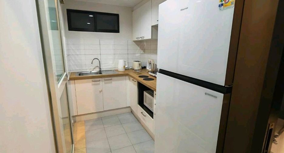 For sale 2 bedrooms condo in Phaya Thai, Bangkok