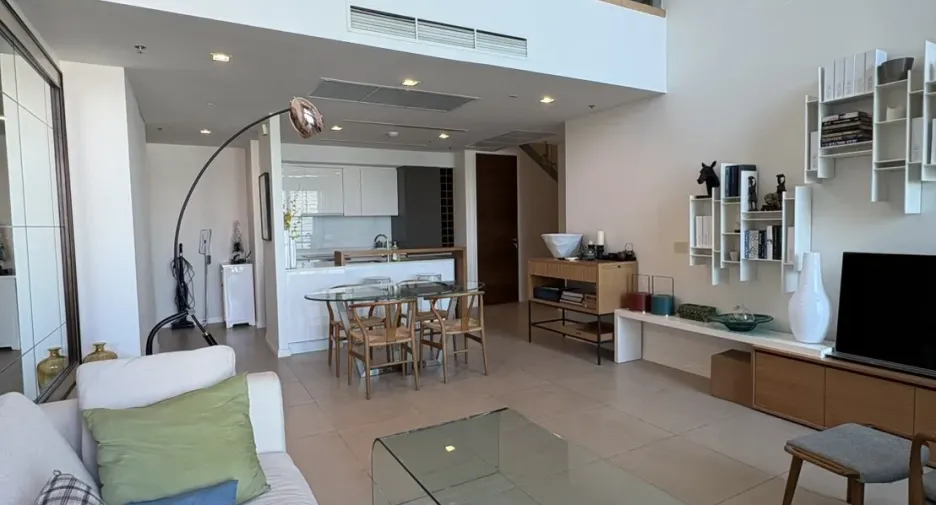 Condo en venta de 2 habitaciones en Sathon, Bangkok
