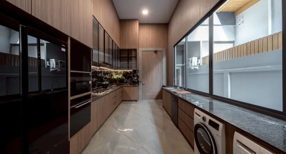 Haus zum Kauf mit 8 Zimmer in East Pattaya, Pattaya