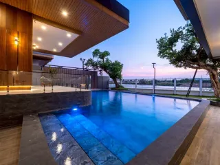 Haus zum Kauf mit 8 Zimmer in Bang Lamung, Chonburi