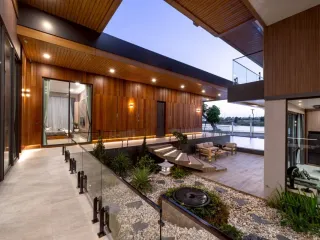 Haus zum Kauf mit 8 Zimmer in Bang Lamung, Chonburi
