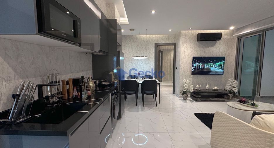 For sale 2 bedrooms condo in South Pattaya, Pattaya