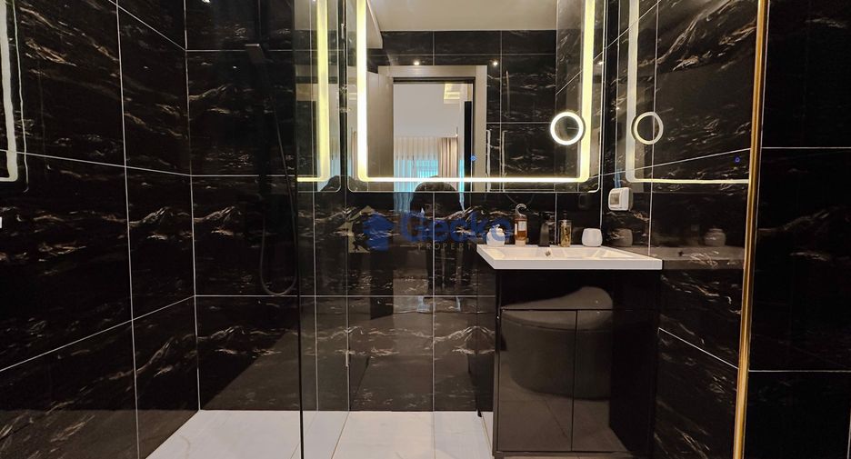 For sale 2 bedrooms condo in South Pattaya, Pattaya