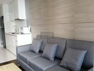 Condo en alquiler de 1 habitaciones en Sathon, Bangkok