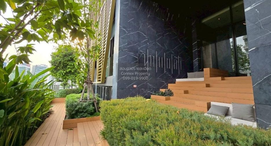 For rent 2 bedrooms condo in Watthana, Bangkok