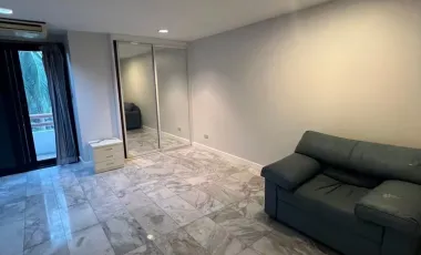 For rent 2 bedrooms condo in Pathum Wan, Bangkok