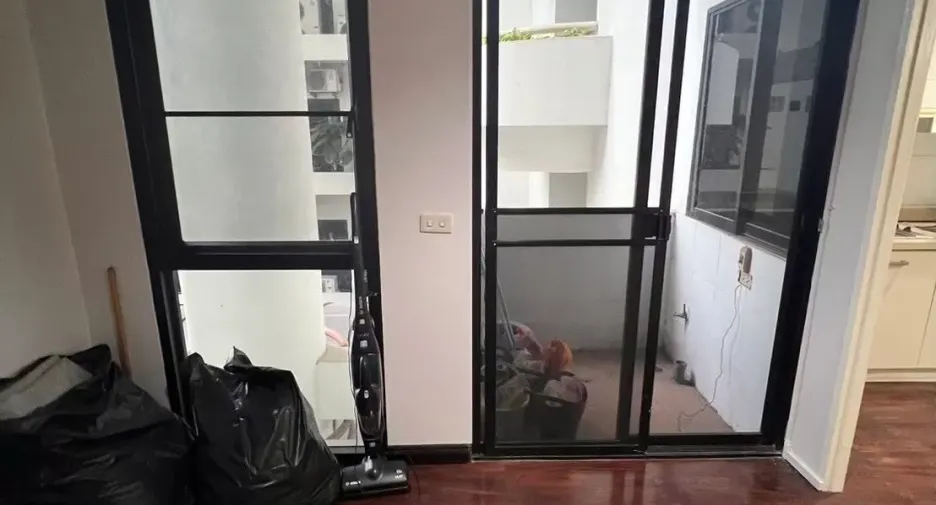 For rent 2 bedrooms condo in Pathum Wan, Bangkok