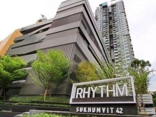 Condo en alquiler de 1 habitaciones en Khlong Toei, Bangkok