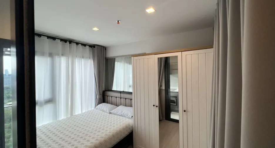 For rent 1 bed condo in Huai Khwang, Bangkok
