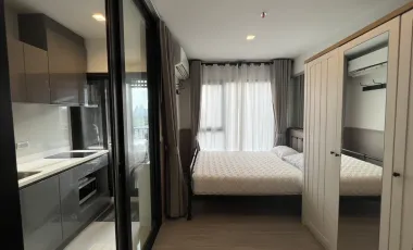 À louer 1 chambre condo à Huai Khwang, Bangkok