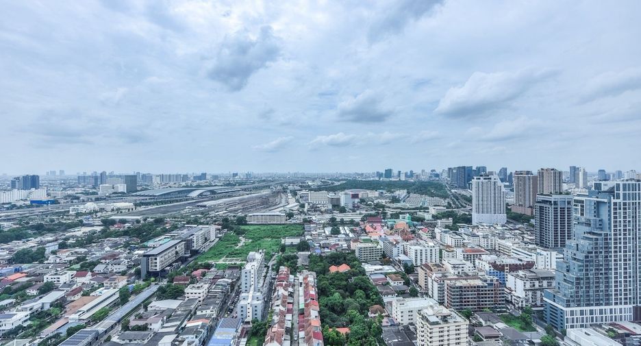 For rent 1 bed condo in Phaya Thai, Bangkok