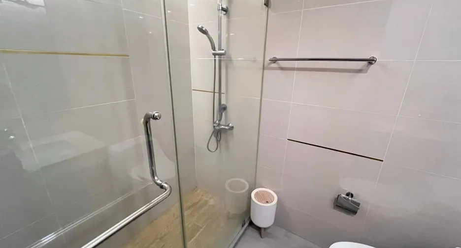 For rent 1 bed condo in Huai Khwang, Bangkok
