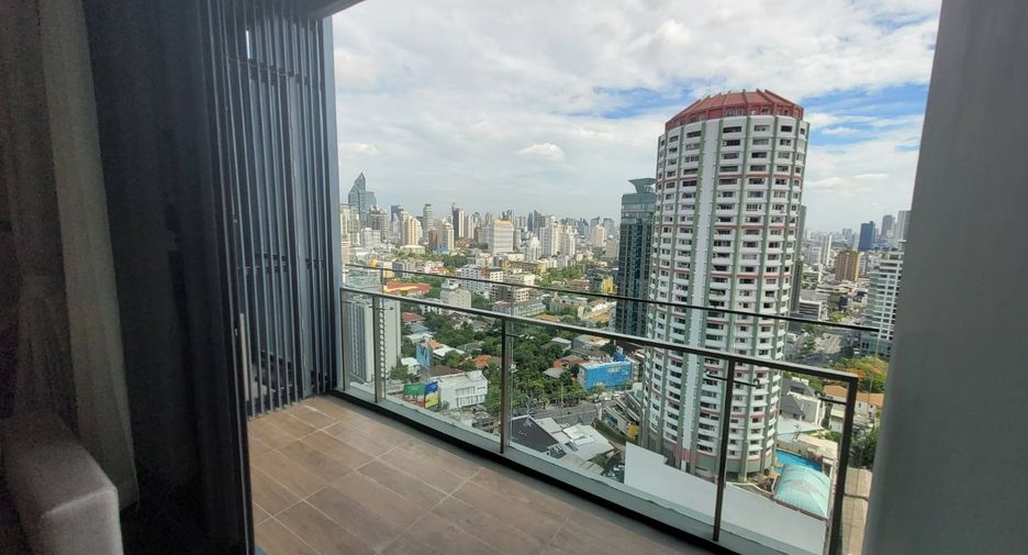 For rent 2 bedrooms condo in Khlong Toei, Bangkok