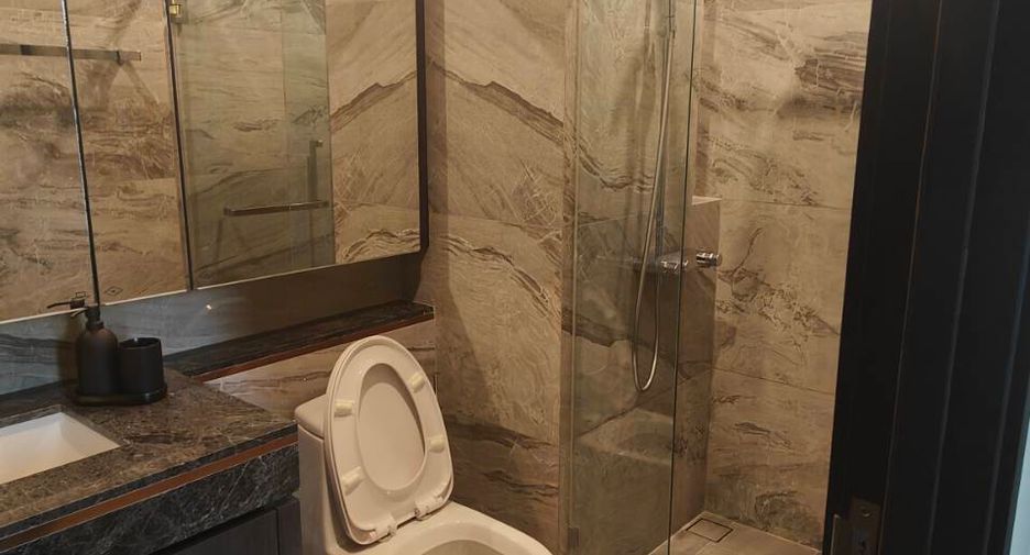 ให้เช่า 2 ห้องนอน คอนโด ใน คลองเตย, กรุงเทพฯ