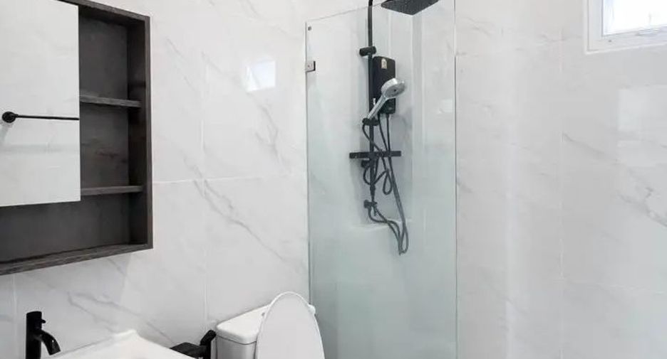 For rent 3 bedrooms villa in Hang Dong, Chiang Mai