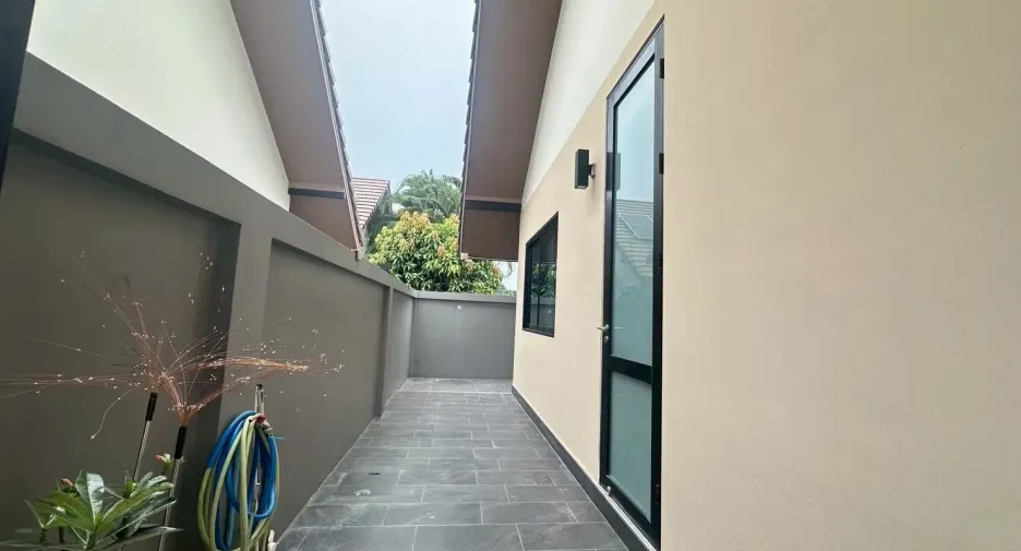 For sale 2 bedrooms villa in Huay Yai, Pattaya
