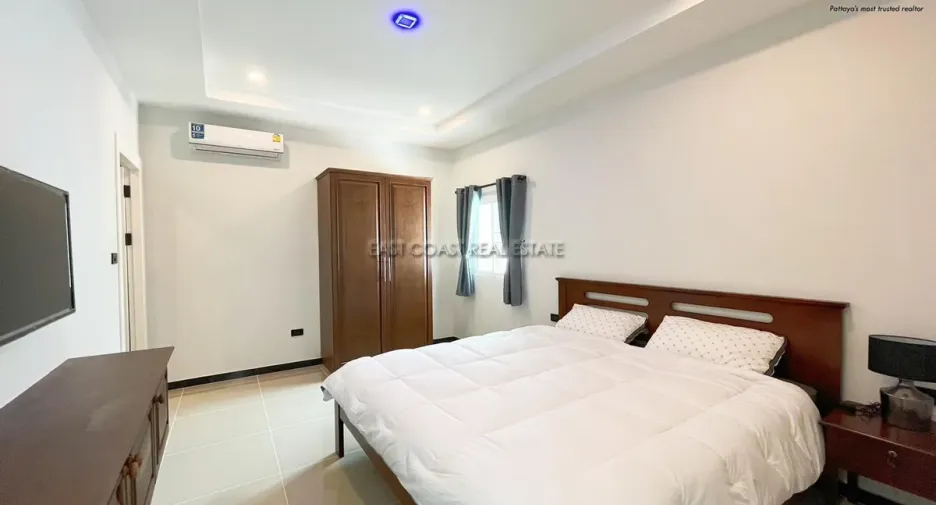 For rent 4 bedrooms house in Bang Lamung, Chonburi