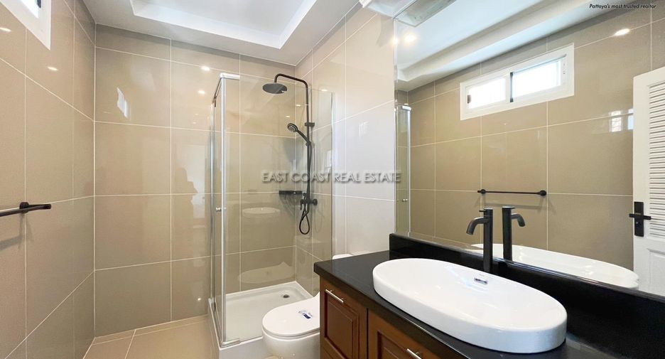 For rent 4 bedrooms house in South Pattaya, Pattaya